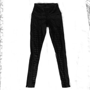 Onzie black mesh stripe yoga pants
